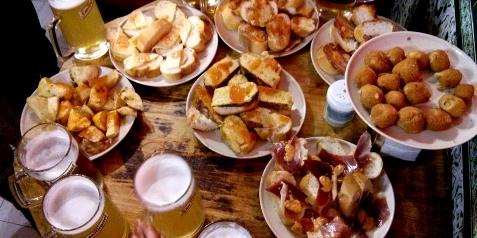 Comer bien y barato: top de restaurantes económicos en Madrid